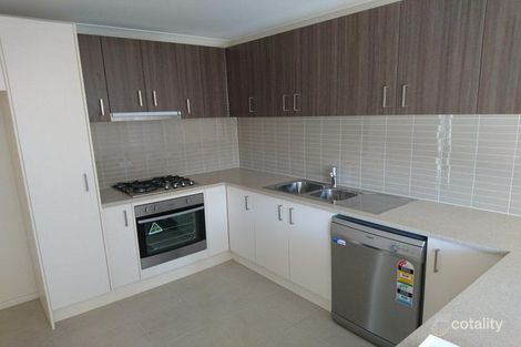Property photo of 44 Cottage Boulevard Epping VIC 3076