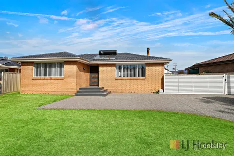 Property photo of 7 Nehme Avenue Albion Park Rail NSW 2527