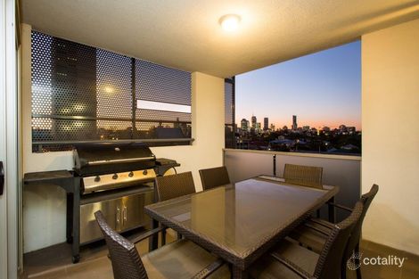 Property photo of 1602/67 Linton Street Kangaroo Point QLD 4169