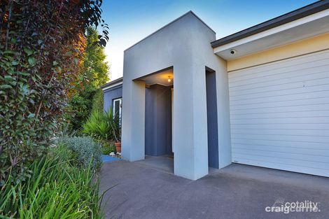 Property photo of 20 Juliet Gardens Pakenham VIC 3810