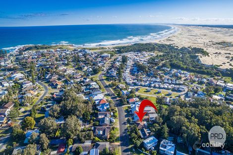 Property photo of 41 Campbell Avenue Anna Bay NSW 2316