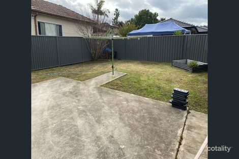Property photo of 7 Old Kent Road Greenacre NSW 2190
