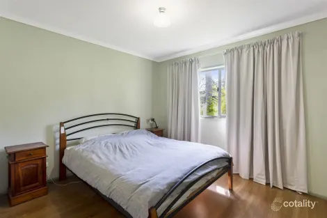 Property photo of 2 Willow Tree Close Stapylton QLD 4207