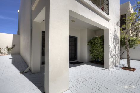 Property photo of 493 Lakeside Drive Joondalup WA 6027