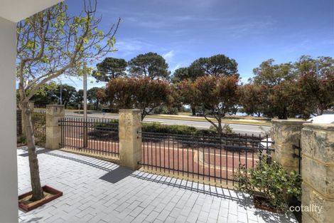 Property photo of 493 Lakeside Drive Joondalup WA 6027