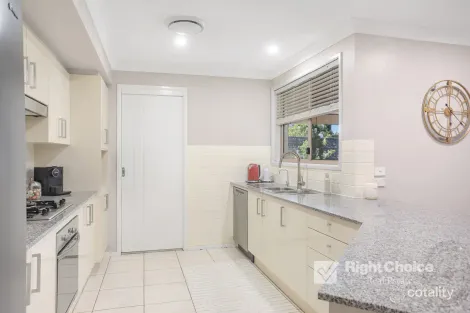 Property photo of 1 Penterong Way Haywards Bay NSW 2530