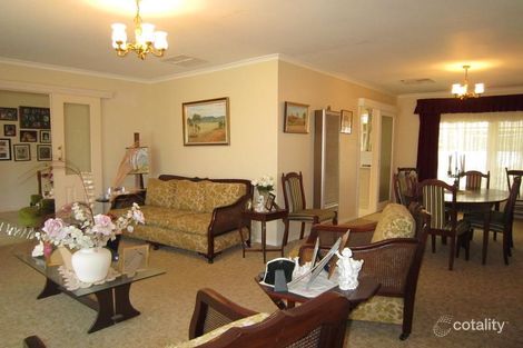 Property photo of 27 Dummett Avenue Hoppers Crossing VIC 3029