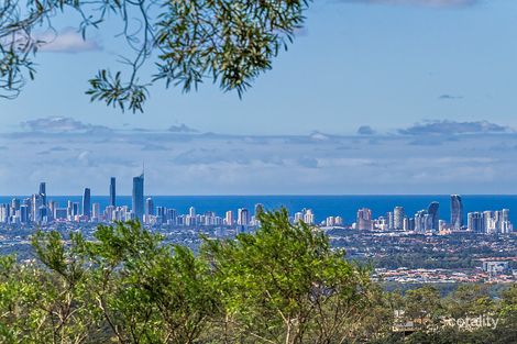 Property photo of 13 Chesterfield Drive Bonogin QLD 4213