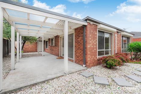 Property photo of 32 Hatchlands Drive Deer Park VIC 3023