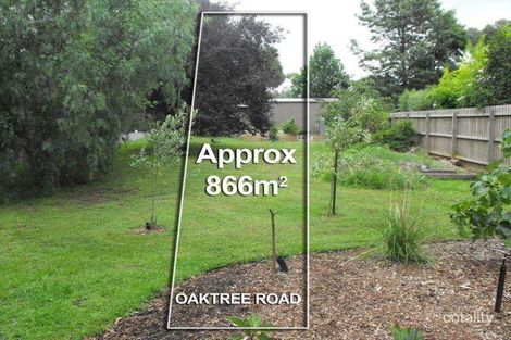 49 Oaktree Rd, Croydon North, VIC 3136