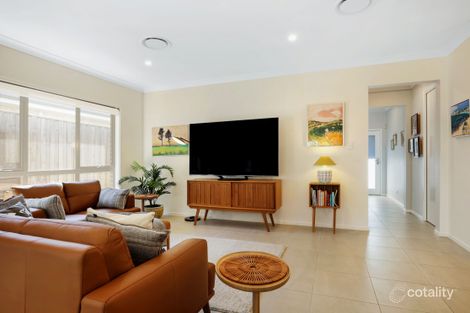 Property photo of 8 Sherwin Crescent Renwick NSW 2575