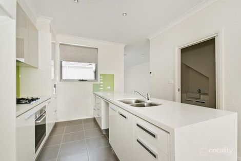 Property photo of 5 Tom Nicholas Crescent Forde ACT 2914