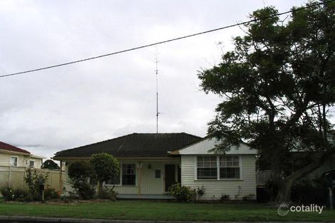 15 Bonarius St, Warners Bay, NSW 2282