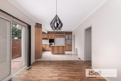 Property photo of 2/5 Jindabyne Avenue Dandenong North VIC 3175