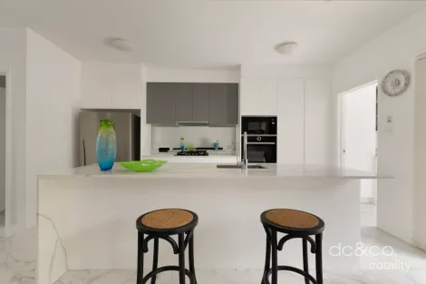 Property photo of 23 Edgewood Crescent Cabarita NSW 2137