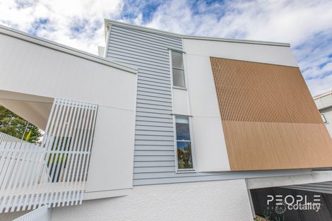 Property photo of 4 East Street Camp Hill QLD 4152