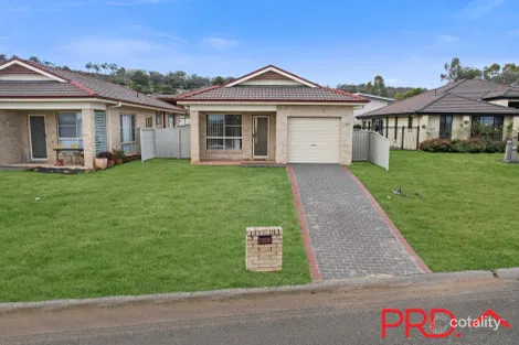 7a James Pl, Oxley Vale, NSW 2340