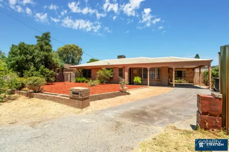 Property photo of 16 Merlin Close Camillo WA 6111