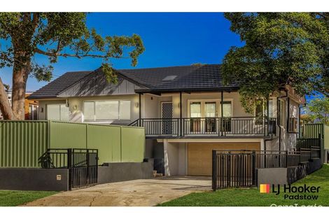 Property photo of 17 Woodburn Avenue Panania NSW 2213