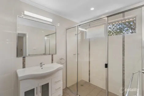 Property photo of 10 Park Street Bayview Heights QLD 4868