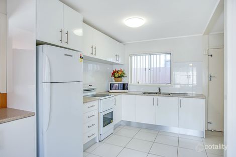 Property photo of 11 Chainey Avenue Miami QLD 4220