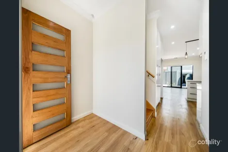 Property photo of 2/32 Addison Road Pennington SA 5013