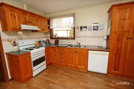Property photo of 32 McVicar Street Koroit VIC 3282