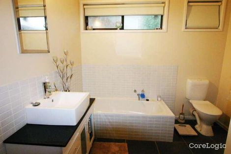 Property photo of 1/1015 Macarthur Street Lake Wendouree VIC 3350