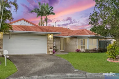 8 ROSEGUM RISE, REGENTS PARK, QLD 4118