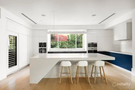 Property photo of 18 Asling Street Brighton VIC 3186