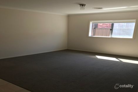 Property photo of 14 Atkinson Close Point Cook VIC 3030