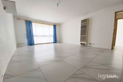 Property photo of 2/39 St James Avenue Springvale VIC 3171