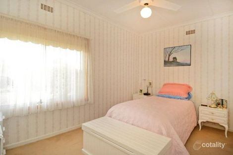 Property photo of 17 Bromley Street Thomson VIC 3219