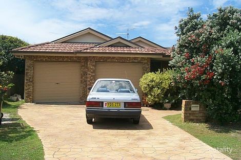 28 Beachside Way, Yamba, NSW 2464