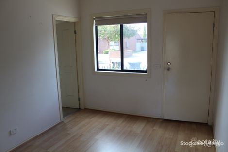 Property photo of 4/2-6 Kelly Street Werribee VIC 3030