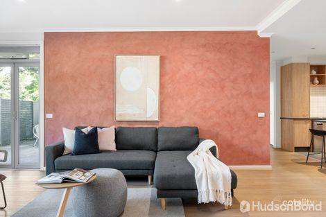 Property photo of 2/3-4 Sovereign Point Court Doncaster VIC 3108