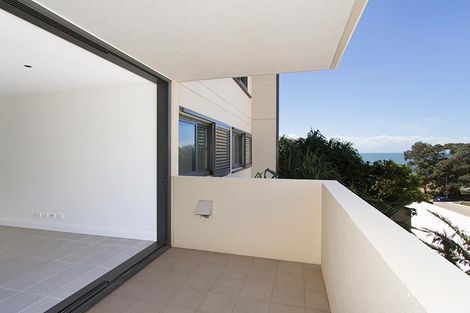 Property photo of 302/99 Marine Parade Redcliffe QLD 4020