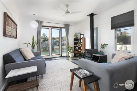 19 Cummins St, Beaufort, VIC 3373