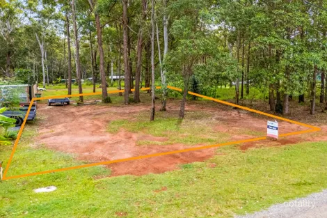 3 Darling St, Russell Island, QLD 4184