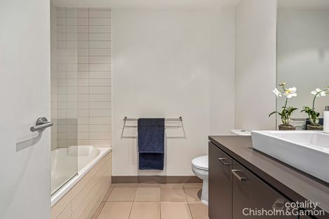 Property photo of 204/95-103 Ormond Road Elwood VIC 3184