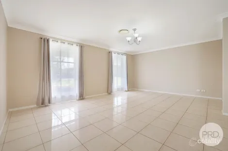 Property photo of 13 Daintree Circuit Moore Creek NSW 2340