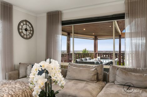 Property photo of 85 Montbrae Circuit Narre Warren North VIC 3804