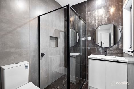 Property photo of 2/12 McLennan Street Eumemmerring VIC 3177