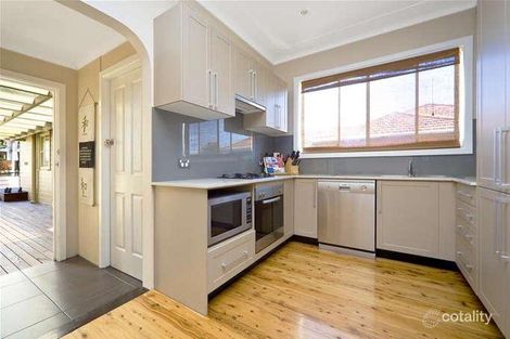 Property photo of 8 Nimbey Avenue Narraweena NSW 2099