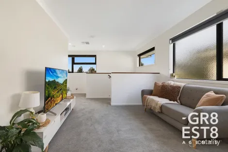 Property photo of 85 Avonbury Circuit Cranbourne West VIC 3977