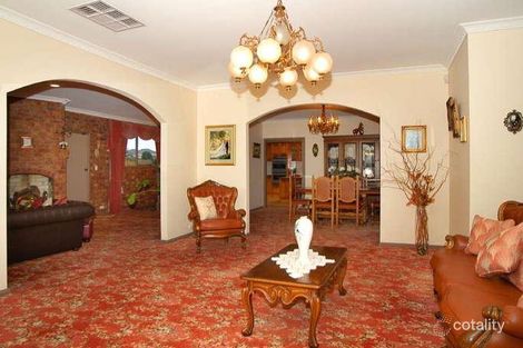 Property photo of 300 Serpells Road Templestowe VIC 3106