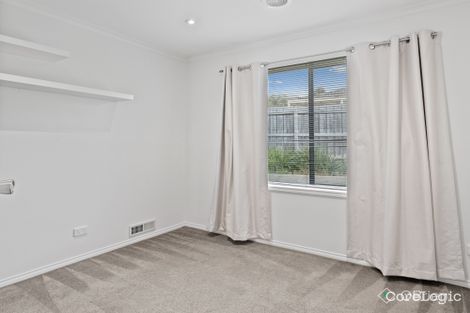 Property photo of 35 Clifton Park Drive Carrum Downs VIC 3201