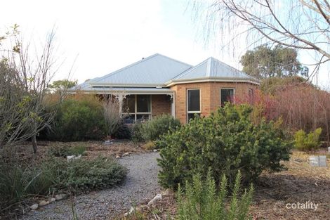 Property photo of 81 Bryant Court Ballan VIC 3342