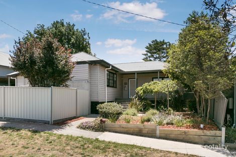 2b Staley St, California Gully, VIC 3556