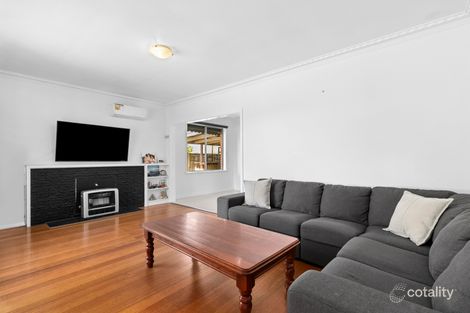 Property photo of 15 Libau Avenue Bell Park VIC 3215